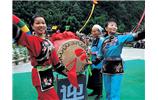 德夯大峽谷 一、二、三代苗鼓王同臺(tái)獻(xiàn)藝